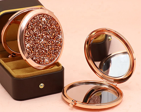 Premium Pocket Mirrors – Beauty & Utility Redefined